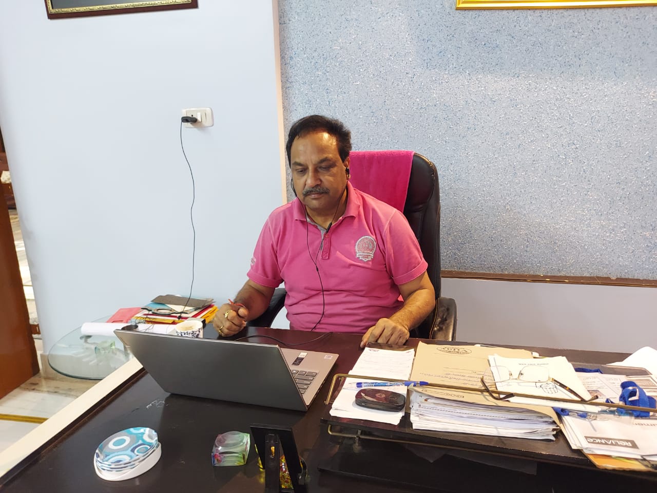 कोरोना की  संभावित तीसरी लहर की रोकथाम के लिए प्रशासन अभी से तैयारी में जुट जाए।- डॉ रमेश दुबे