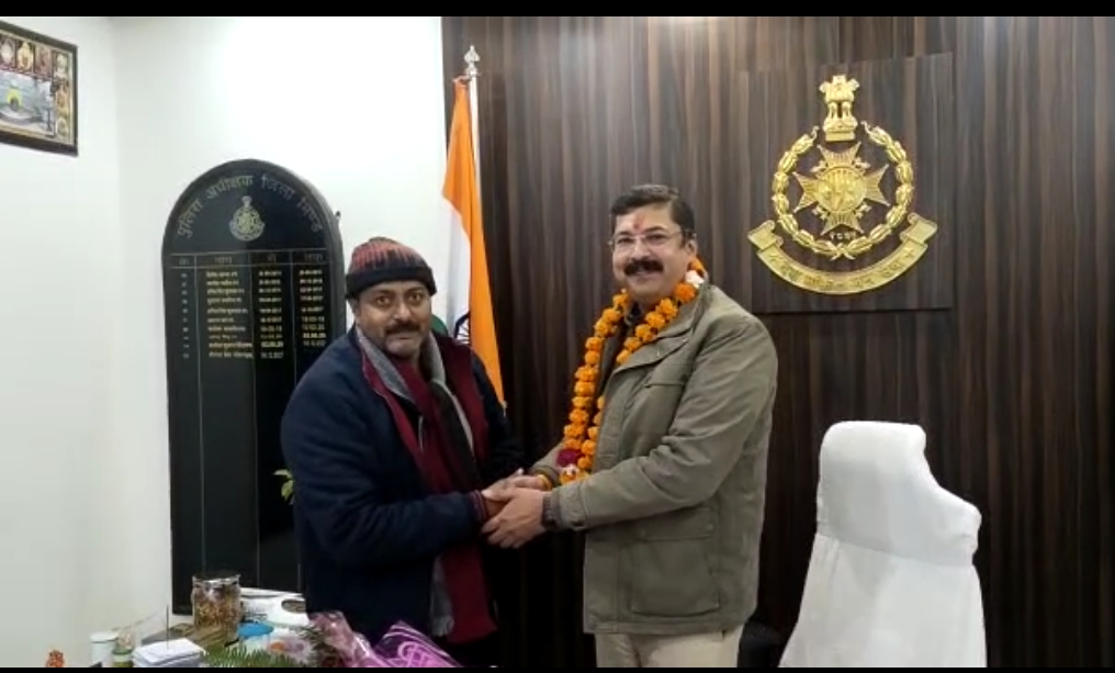 इंडिया फास्ट 24 न्यूज चैनल की ओर से भिंड पुलिस अधीक्षक को जन्मदिन की शुभकामनाएं। इंडिया फास्ट 24 न्यूज चैनल की ओर से भिंड पुलिस अधीक्षक को जन्मदिन की शुभकामनाएं।